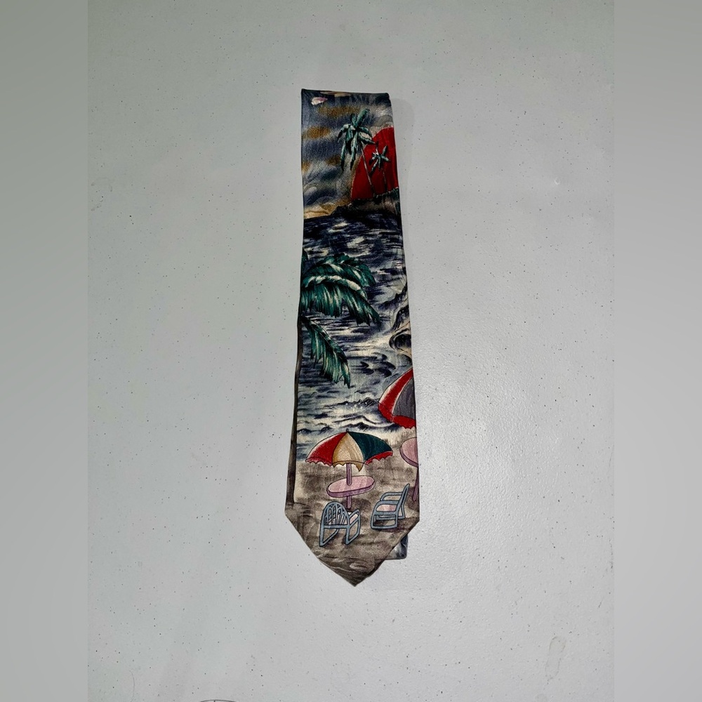 NIBag Adolfo Beach Themed 100% Silk Necktie